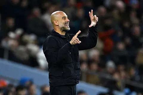 جوارديولا: لا أعرف شيئا عن إصابة دوناروما.. وعانينا أمام ليدز